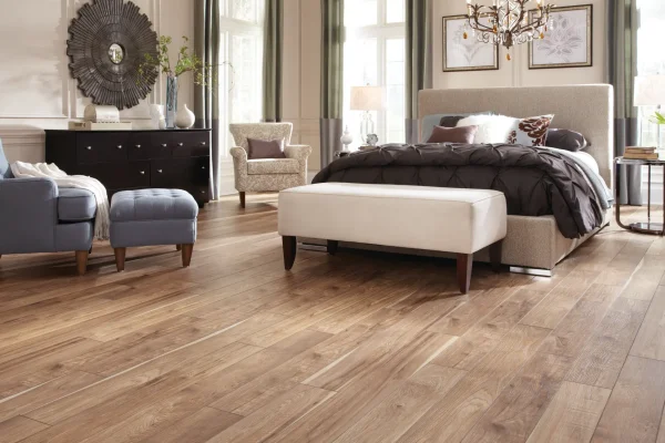 mannington-laminate-room--Sawmill_Hickory-Natural